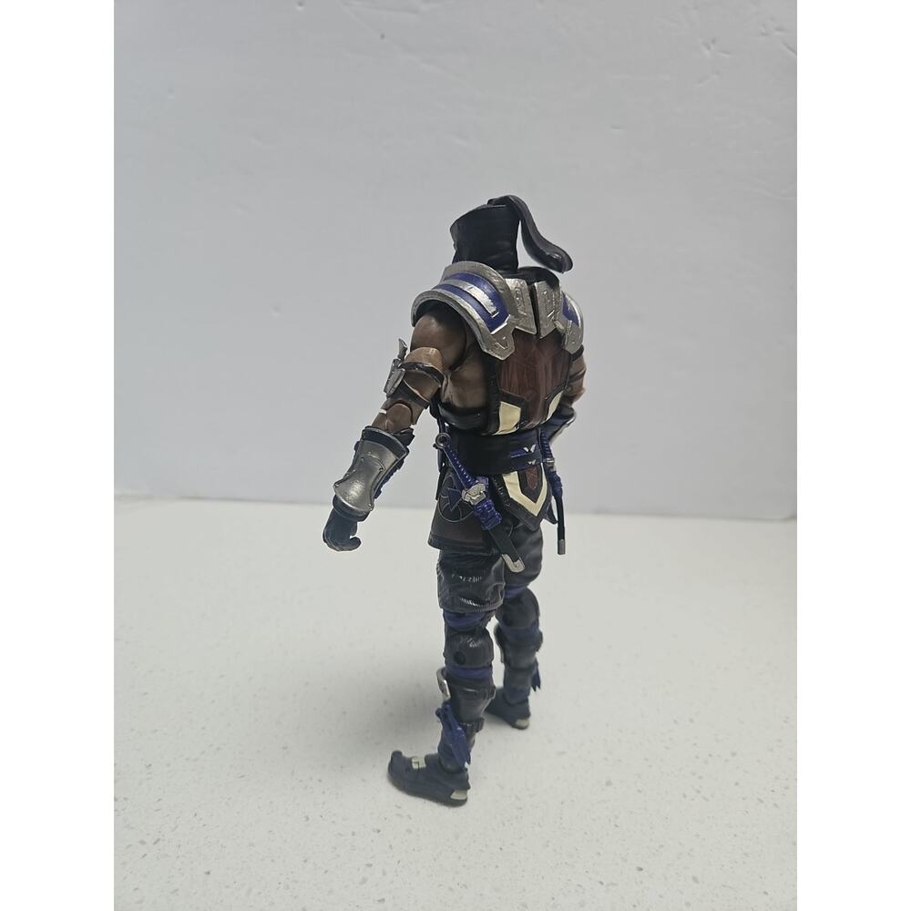 Mortal Kombat 11 Sub-Zero Winter Purple Variant Action Figure McFarlane - Picture 3 of 13